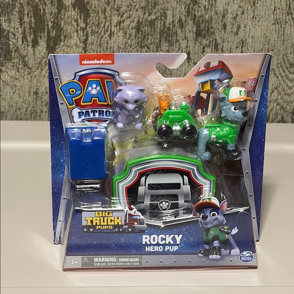 PAW Patrol Rocky Hero Pup Toy Set - Green and Blue